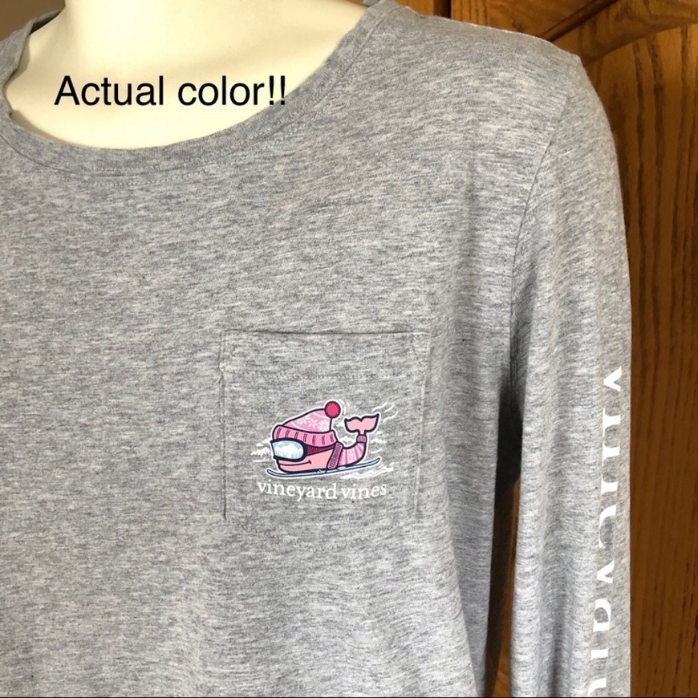 Vineyard Vines Women’s Winter Whale Long Sleeve Lightweight Shirt Size XS - Picture 3 of 14